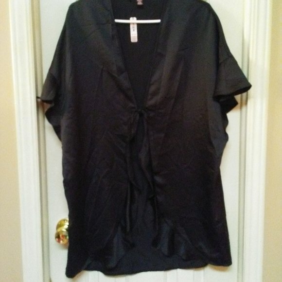 NWT Victoria's Secret Ruffly Satin Kimono Robe OS - Picture 3 of 10